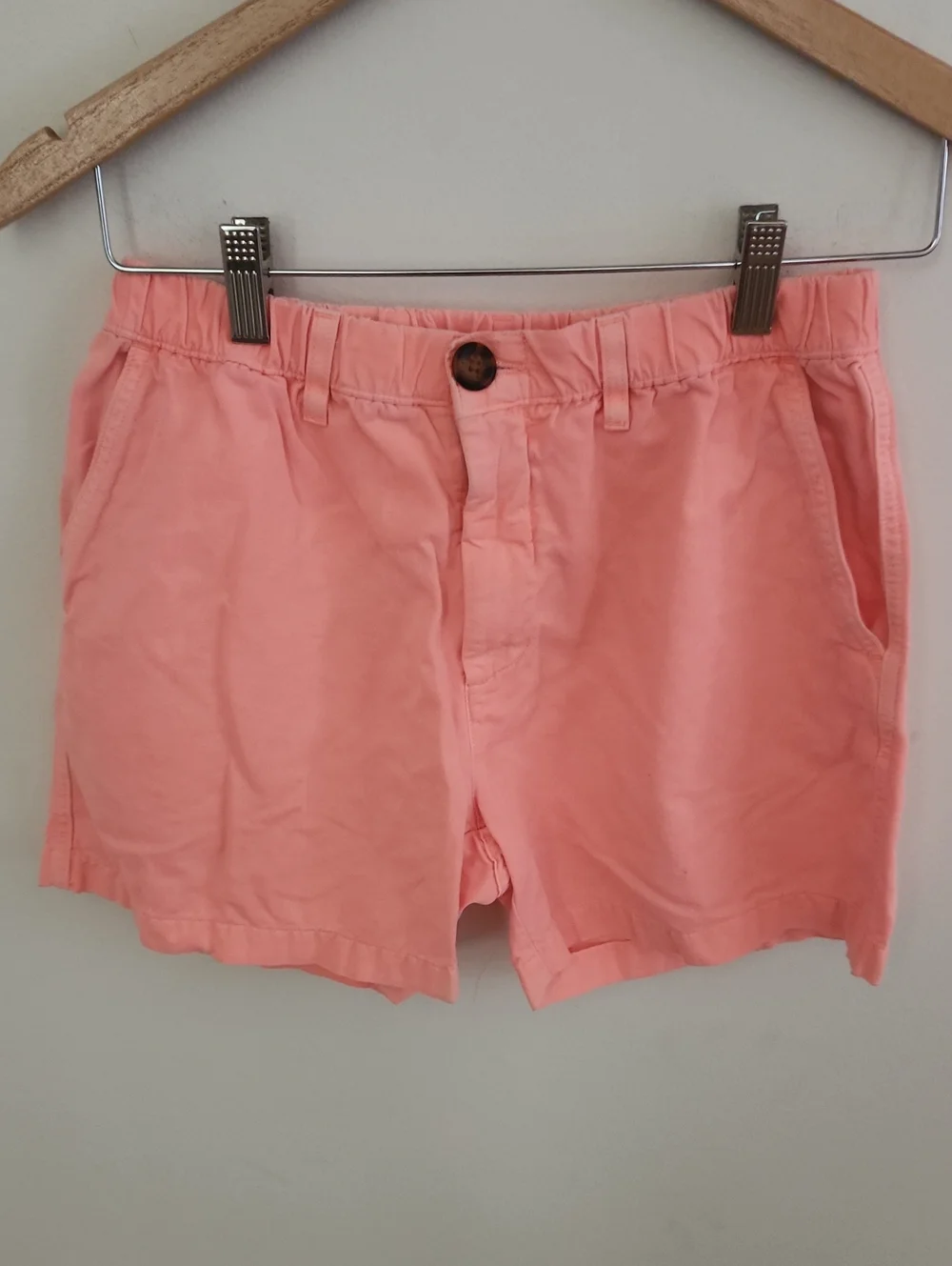 Chubbies Men's Casual Coral Pink Cotton Shorts 5.5 Inch Inseam